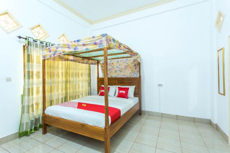 Oyo 1895 Lamancha Homestay Kuta  Exterior photo